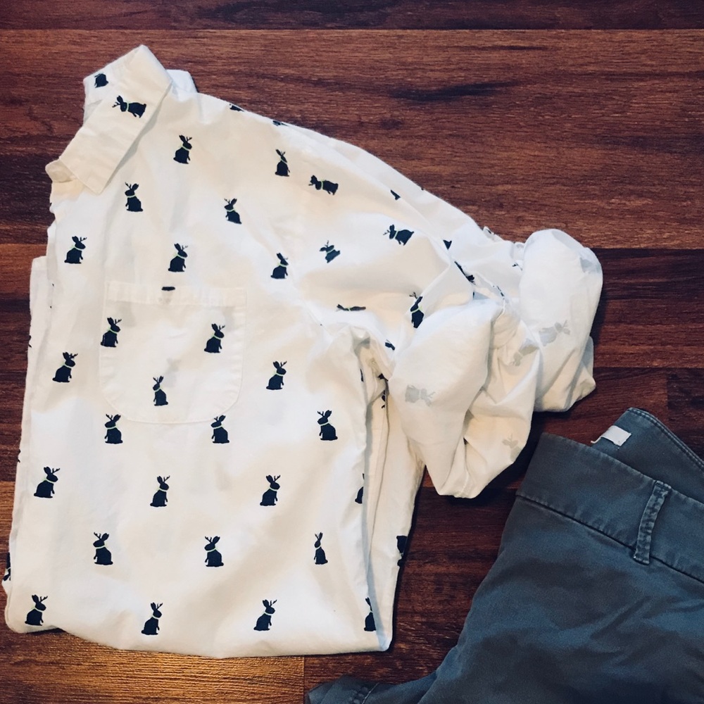 Printed White Button Up size Large